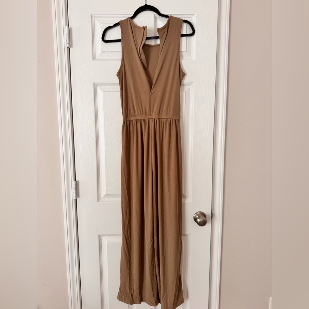 NWOT One Piece Office approved Jumper Size S Very Stretchy Wide Leg (Amazon)